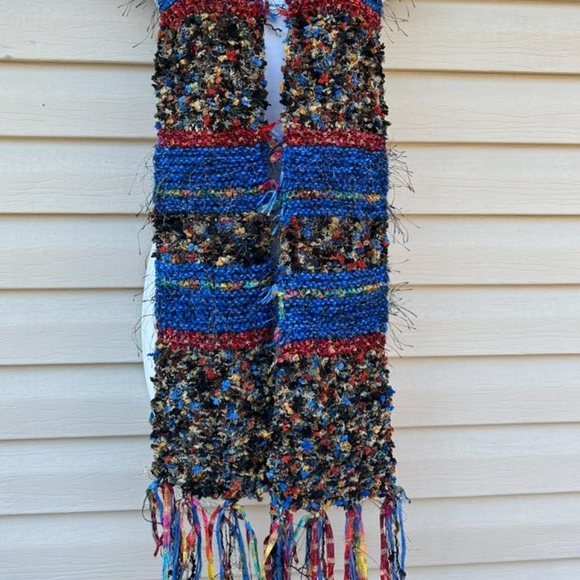 Handknit Scarf - Picture 3 of 4